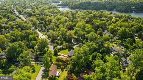 View/Area - 202 Wardour Dr, Annapolis, MD 21401 photo 4 of 7