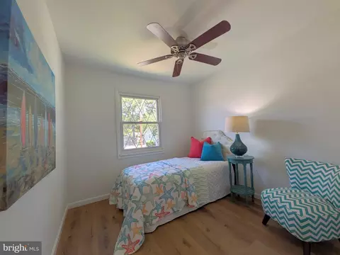 Bedroom - 755 215th St, Pasadena, MD 21122 photo 3 of 4