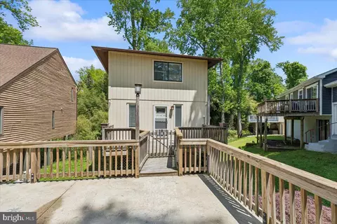 Exterior - 1745 Ridgely Rd, Edgewater, MD 21037 photo 5 of 7