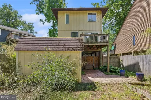 Exterior - 1745 Ridgely Rd, Edgewater, MD 21037 photo 3 of 7