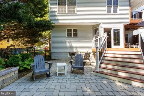 Exterior - 102 Brewer Ave, Annapolis, MD 21401 photo 12 of 19
