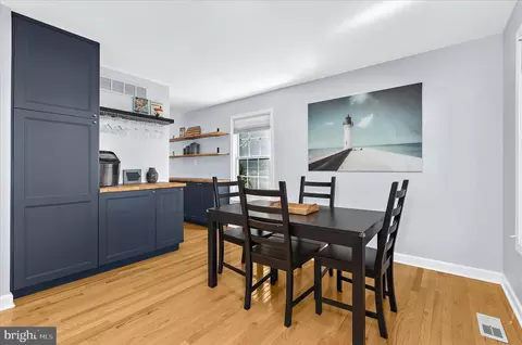 Dining - 102 Brewer Ave, Annapolis, MD 21401 photo 2 of 2