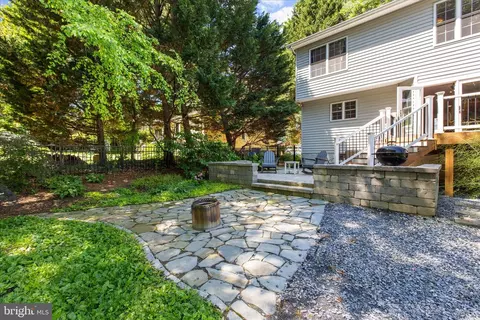Exterior - 102 Brewer Ave, Annapolis, MD 21401 photo 13 of 19