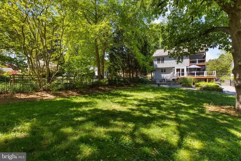 Exterior - 102 Brewer Ave, Annapolis, MD 21401 photo 18 of 19