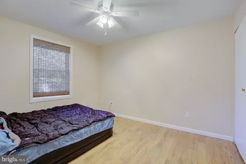 Bedroom - 1718 Ridgely Rd, Edgewater, MD 21037 photo 1 of 2