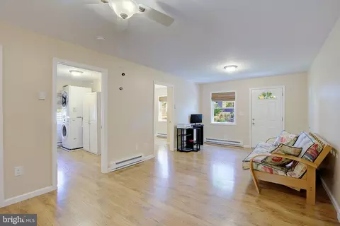 Living - 1718 Ridgely Rd, Edgewater, MD 21037 photo 1 of 3