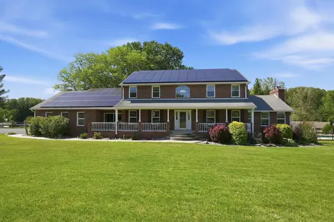 6118 Fishers Station Rd, Lothian, MD 20711