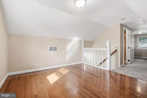Entry Way - 8444 Garden Rd, Pasadena, MD 21122 photo 1 of 1