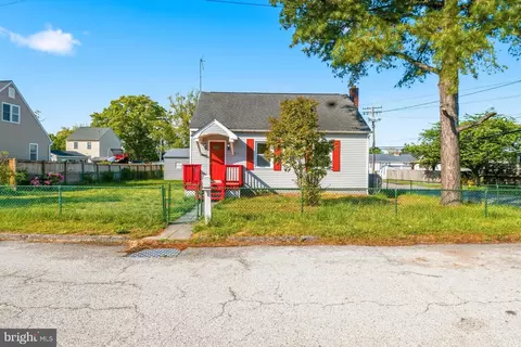 8444 Garden Rd, Pasadena, MD 21122
