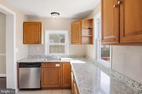 Kitchen - 8444 Garden Rd, Pasadena, MD 21122 photo 1 of 3