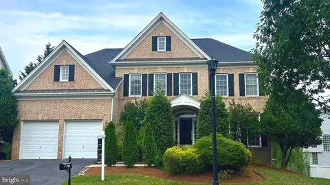 704 Caleb Ln, Annapolis, MD 21401