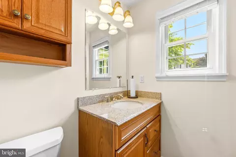 Bath - 1108 Crestview Dr, Annapolis, MD 21409 photo 1 of 3