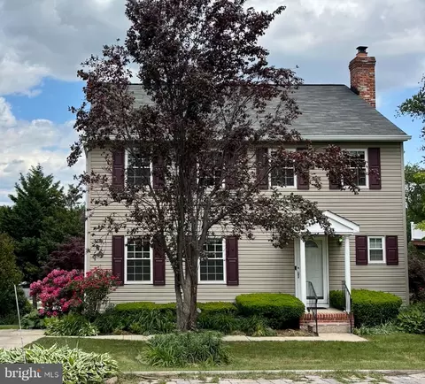 1108 Crestview Dr, Annapolis, MD 21409