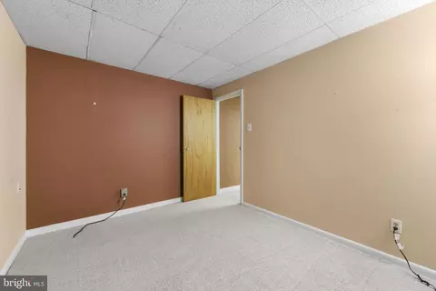 Bedroom - 1108 Crestview Dr, Annapolis, MD 21409 photo 7 of 7