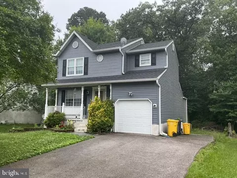 330 Nature Walk Ln, Pasadena, MD 21122
