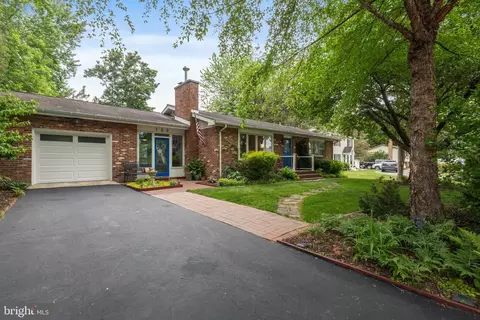 105 Mansion Dr, Annapolis, MD 21403