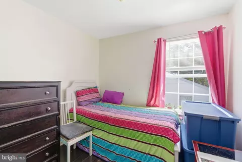 Bedroom - 761 207th St, Pasadena, MD 21122 photo 5 of 9