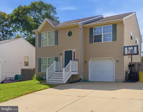 Exterior - 761 207th St, Pasadena, MD 21122 photo 2 of 10