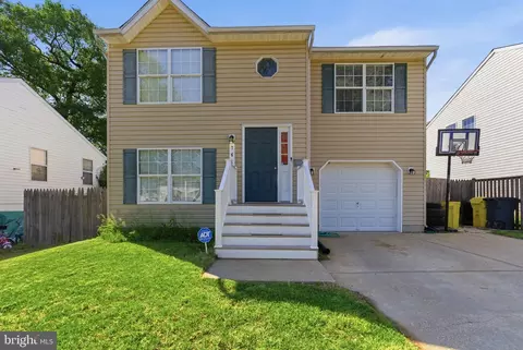 Exterior - 761 207th St, Pasadena, MD 21122 photo 4 of 10