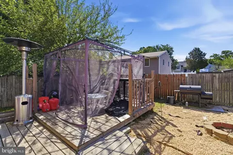 Exterior - 761 207th St, Pasadena, MD 21122 photo 9 of 10