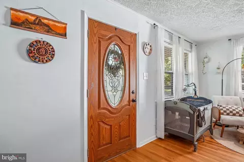 Entry Way - 1217 Pine Ave, Shady Side, MD 20764 photo 1 of 8