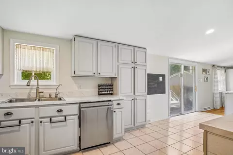 Kitchen - 1217 Pine Ave, Shady Side, MD 20764 photo 1 of 6