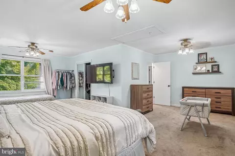 Bedroom - 1217 Pine Ave, Shady Side, MD 20764 photo 9 of 20