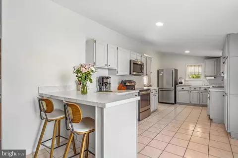 Kitchen - 1217 Pine Ave, Shady Side, MD 20764 photo 6 of 6