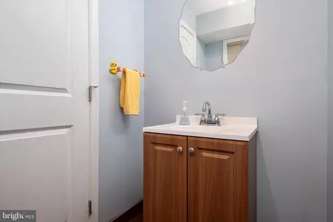 Bath - 8376 Albacore Dr, Pasadena, MD 21122 photo 1 of 3