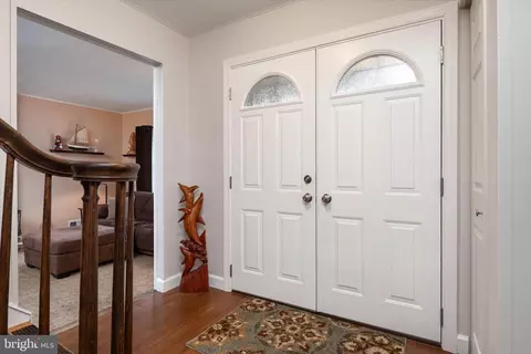 Entry Way - 8376 Albacore Dr, Pasadena, MD 21122 photo 1 of 6