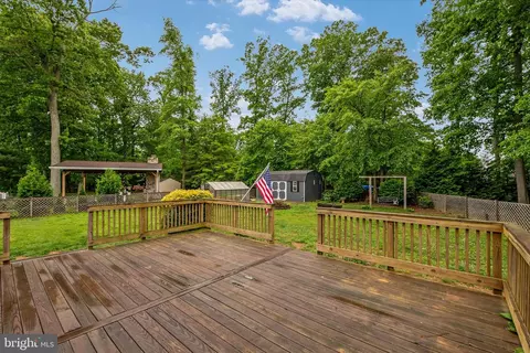 Exterior - 8376 Albacore Dr, Pasadena, MD 21122 photo 11 of 12
