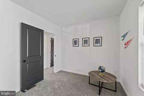Entry Way - 771 209th St, Pasadena, MD 21122 photo 6 of 7