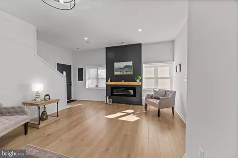 Other - 771 209th St, Pasadena, MD 21122 photo 2 of 9