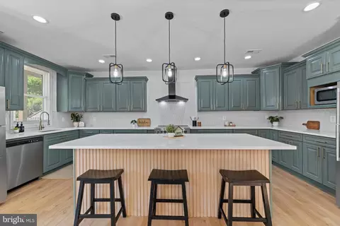 Kitchen - 771 209th St, Pasadena, MD 21122 photo 1 of 3