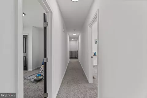 Entry Way - 771 209th St, Pasadena, MD 21122 photo 7 of 7