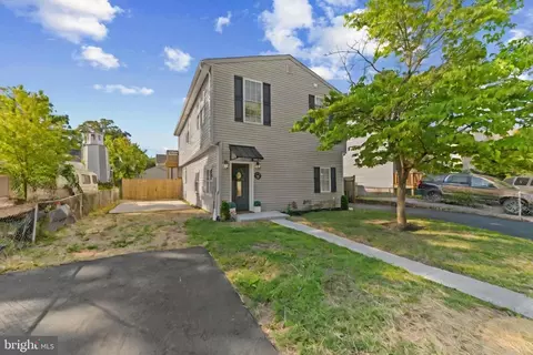 771 209th St, Pasadena, MD 21122