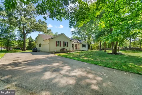 603 Nathans Way, Pasadena, MD 21122 photo 2