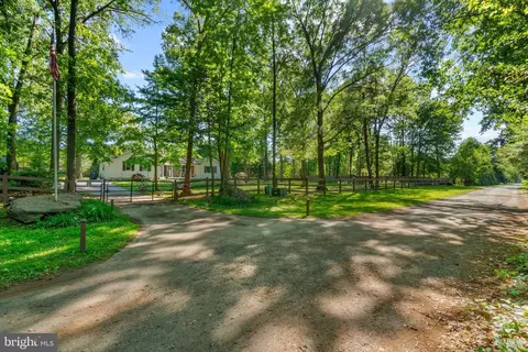 603 Nathans Way, Pasadena, MD 21122 photo 5