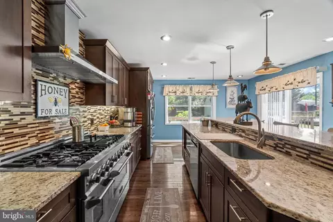 603 Nathans Way, Pasadena, MD 21122 photo 11