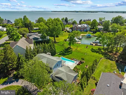 View/Area - 3706 Thomas Point Rd, Annapolis, MD 21403 photo 4 of 8