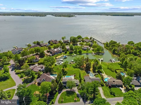View/Area - 3706 Thomas Point Rd, Annapolis, MD 21403 photo 5 of 8