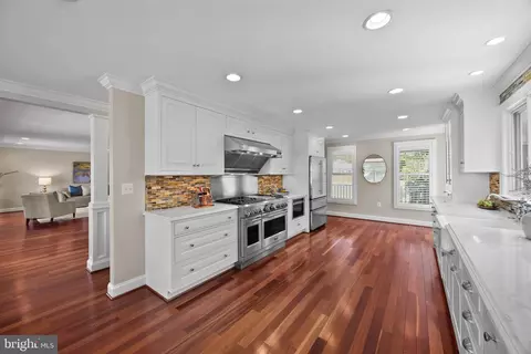 Kitchen - 3706 Thomas Point Rd, Annapolis, MD 21403 photo 1 of 3