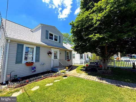 304 3rd Ave SE, Glen Burnie, MD 21061