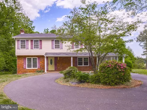 1701 Delage Ln, Annapolis, MD 21409