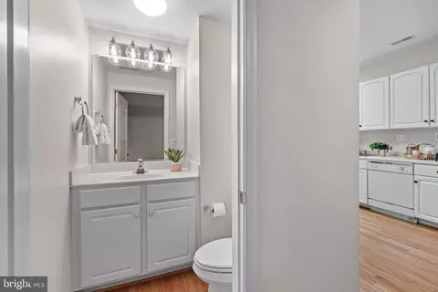 Entry Way - 2002 Dakota Pl #2A, Annapolis, MD 21403 photo 1 of 1