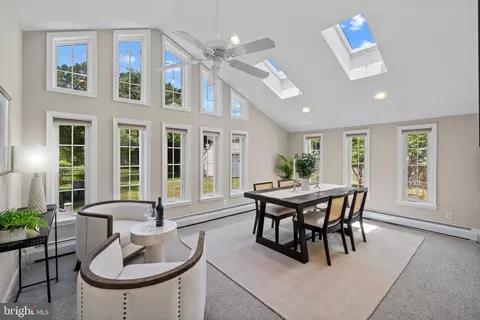 Dining - 516 Sylvan Way, Pasadena, MD 21122 photo 2 of 7
