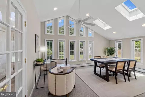 Dining - 516 Sylvan Way, Pasadena, MD 21122 photo 1 of 7