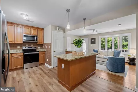 Kitchen - 516 Sylvan Way, Pasadena, MD 21122 photo 3 of 7