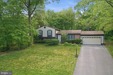 Exterior - 7792 Kawshek Path, Hanover, MD 21076 photo 9 of 12