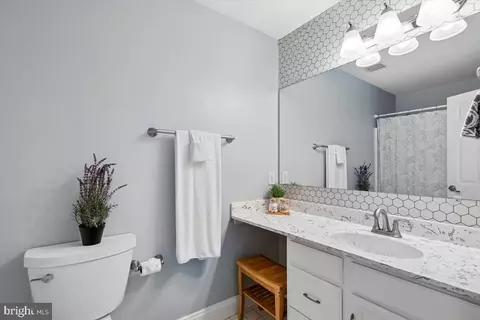 Bath - 7864 Dero, Pasadena, MD 21122 photo 3 of 4